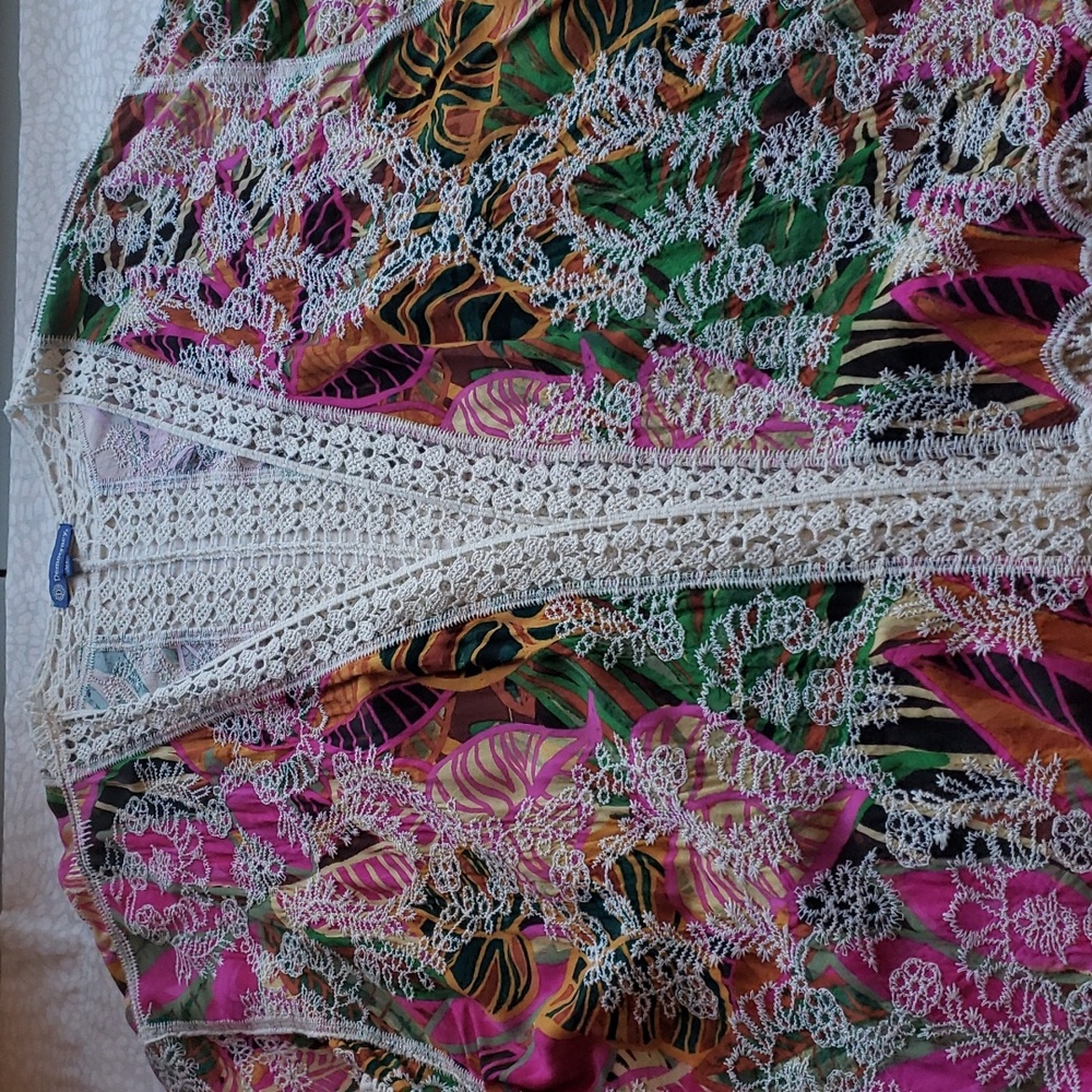 Colorful Democracy Embroidered Crochet-Trim Topper - Size XL - Picture 7 of 16